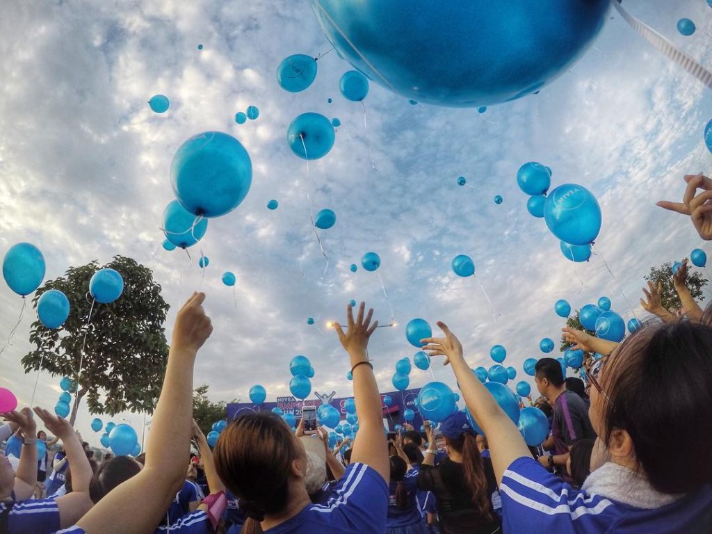 (Participants) Balloons release symbolizes raising your arms with confidence to defy all boundaries. - Copy