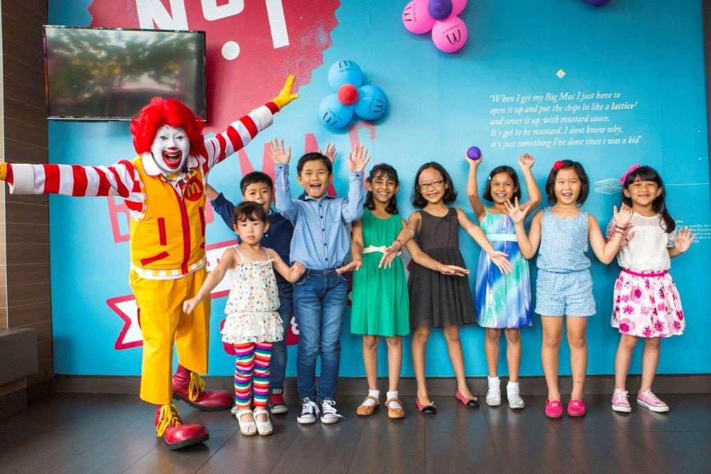 participants-and-ronald-mcdonald-during-mcdonalds-story-telling-competition
