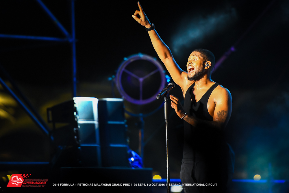 usher-performing-at-the-after-race-concert